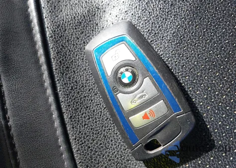 2015 BMW X3 xDrive28D z USA, uszkodzony, nr VIN 5UXWY3C56F0F83681